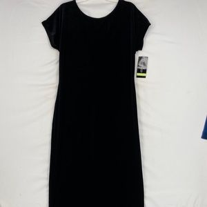 Danielle Casey Womens Vintage Size 16 Velour Dress Black Short Sleeves Tiny Flaw